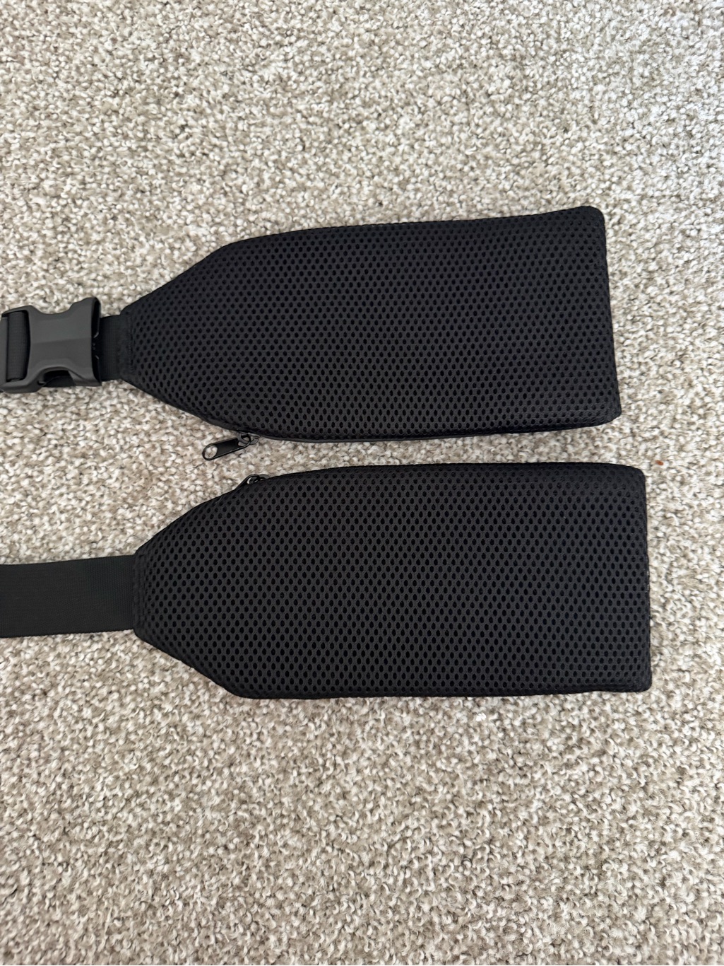 Nomatic Waist Straps With Pockets - Like New! — image 7 of 8